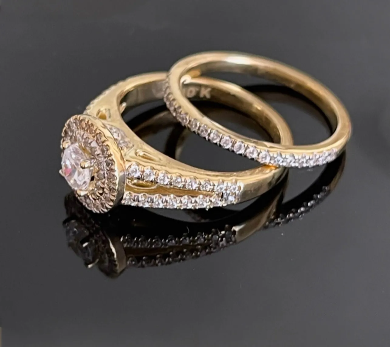 Tula wedding rings