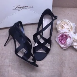 Vince Camuto Black Strappy Heels 9.5M