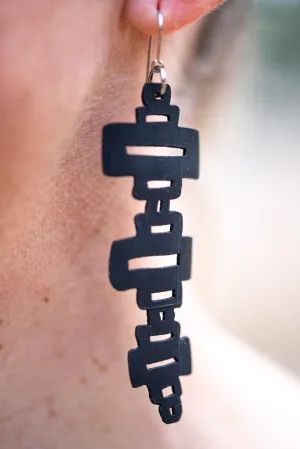 wcc long rubber earring